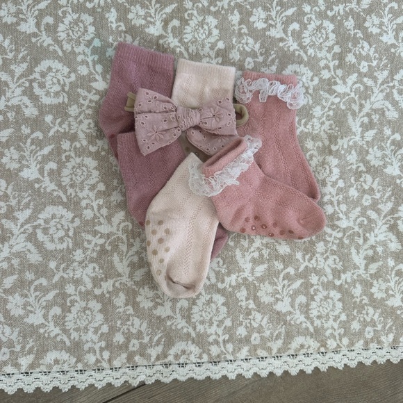 Rabbit Moon Organic Baby Girl Modern Boho Socks 3 Pairs & Bow 24 Months - Picture 8 of 15